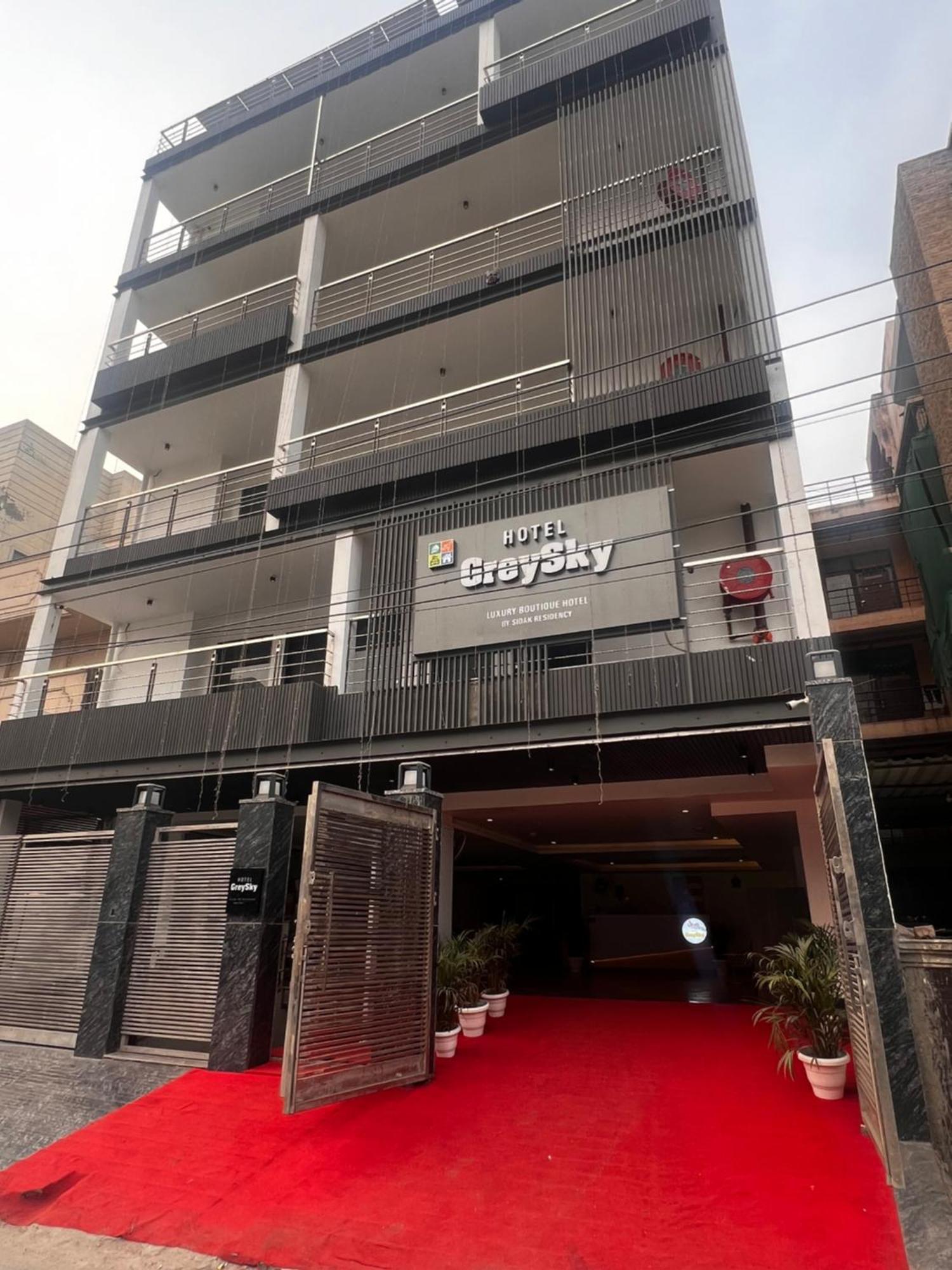 Hotel Grey Sky Nowe Delhi Zewnętrze zdjęcie